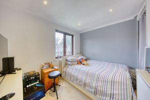 Bedroom- click for photo gallery
